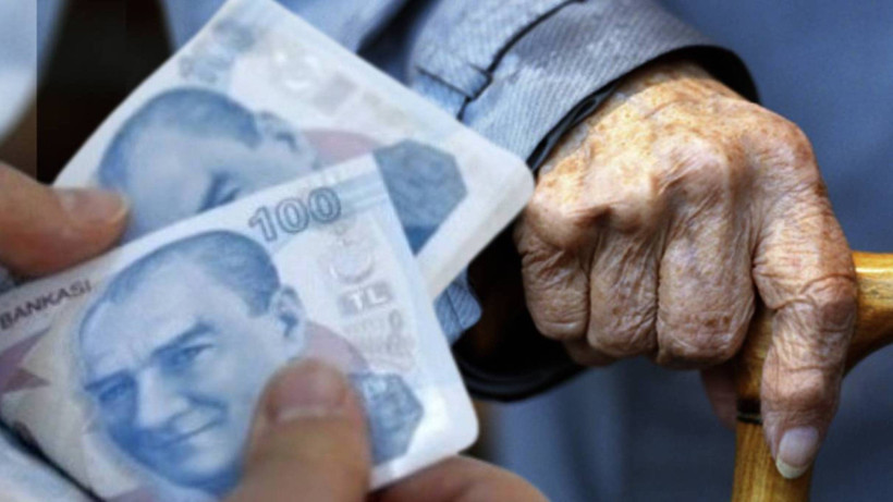 Hesaplar şenleniyor! Bayram öncesi SGK'dan sürpriz ödeme: Emekliye 4.000 TL müjdesi!