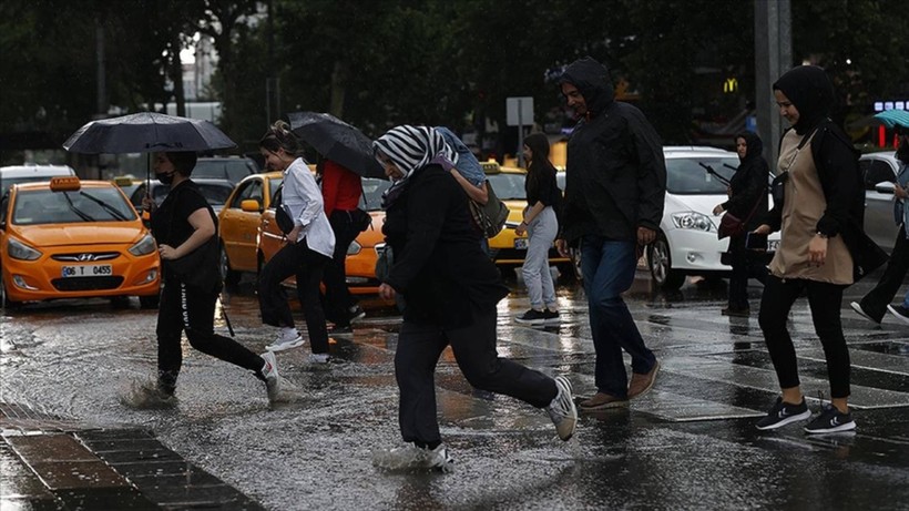 Yaz beklerken kar bastırdı! Meteoroloji bu 11 ili tek tek uyardı!