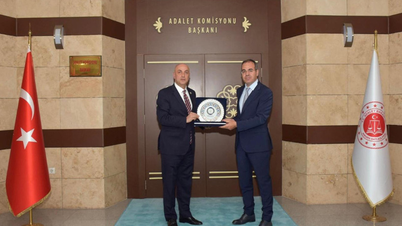 Baro Başkanı Ağdemir'den Komisyon Başkanı Aksu'ya hayırlı olsun ziyareti