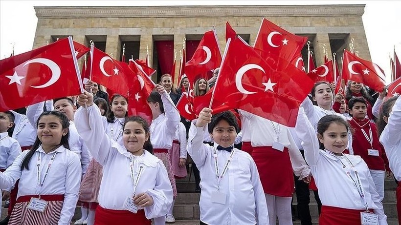 23 NİSAN ŞİİRLERİ | En güzel, anlamlı, duygulu, uzun, kısa ve 2-3-4-6 kıtalık 23 Nisan şiirleri… - Resim: 6