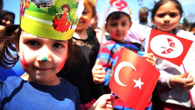 23 NİSAN ŞİİRLERİ | En güzel, anlamlı, duygulu, uzun, kısa ve 2-3-4-6 kıtalık 23 Nisan şiirleri… - Resim: 5
