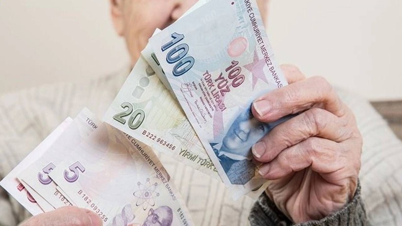 ERKEN EMEKLİLİK KAPIDA! SGK girişi 1999-2008 arasında olanlar dikkat: 49, 50, 58 yaş seçeneğiyle emekli olabilirsiniz! - Resim: 6