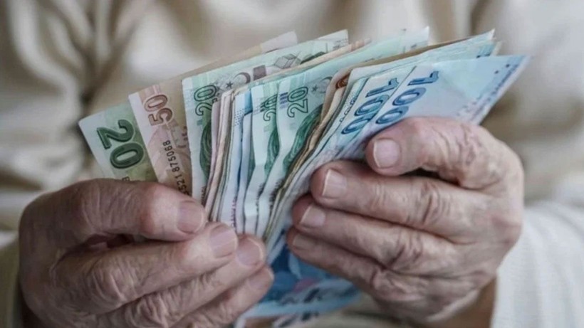 1 MİLYON EMEKLİYE KÖTÜ HABER: Emekliliğiniz iptal edilebilir! SGK, 10 yıllık parayı da geri isteyecek - Resim: 5