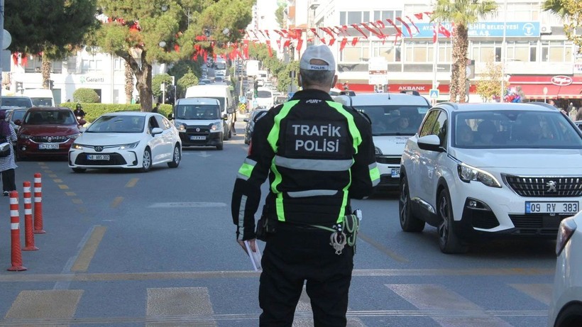 Makas atana 90 bin, ambulansa yol vermeyene 46 bin! Katlamalı ceza düzenlemesi geliyor: İşte tüm detaylar... - Resim: 8