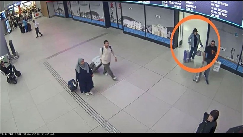 İstanbul Havalimanı'nda 3 kadın yakalandı: Cinsel organlarından 6 kilo altın çıktı! - Resim: 3