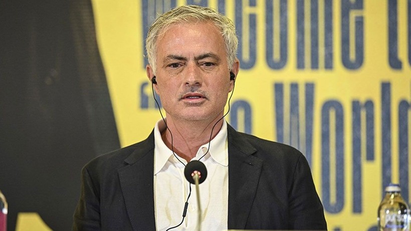 Fenerbahçe'de sürpriz görüşme! Mourinho'nun yerine Montella mı geliyor? - Resim: 8