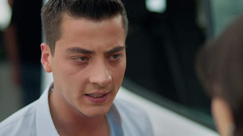 UZAK ŞEHİR SON BÖLÜM (26. BÖLÜM) FULL İZLE || 19 Mayıs Kanal D Uzak Şehir son bölüm izleme ekranı - Resim: 5