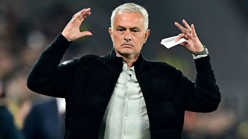 Jose Mourinho valizini topladı gitti! Sessiz sedasız İstanbul'u terk etti - Resim: 4