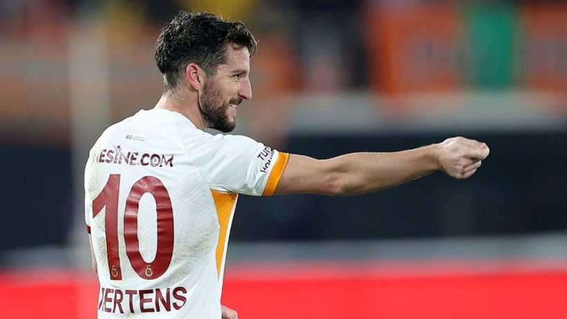 Dries Mertens kankasını ikna ediyor! Galatasaray'a bir dünya yıldızı daha! - Resim: 3