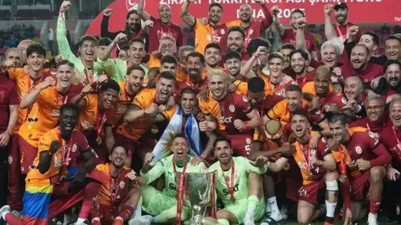 GALATASARAY ŞAMPİYONLUK KUTLAMASI CANLI İZLE! GS şampiyonluk kutlaması saat kaçta, hangi kanalda? - Resim: 2