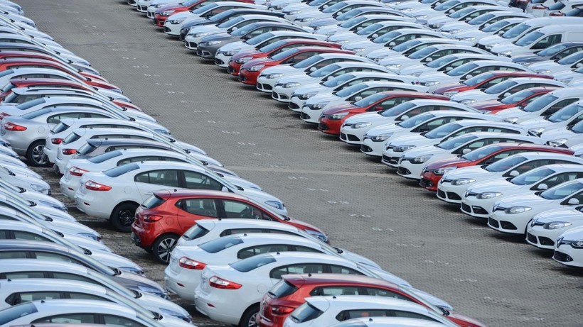 150 bin liraya bile otomobil var! Bayram öncesi peynir ekmek gibi satılıyor - Resim: 1