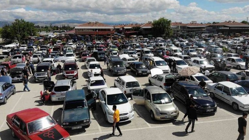 150 bin liraya bile otomobil var! Bayram öncesi peynir ekmek gibi satılıyor - Resim: 2