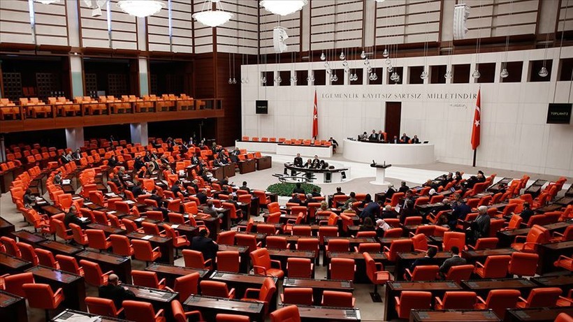 10.Yargı Paketi’yle evde infaz sınırları yeniden belirlendi: 60 yaş üstüne 6 yıl izin! - Resim: 7