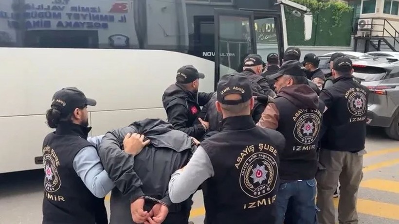 Sigara silah sayıldı! Savcılık 'Acımasızlar'a acımadı - Resim: 1