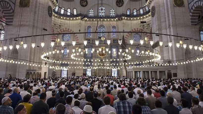 06.08’de İstanbul, 05.55’te Ankara! 6 Haziran bayram namazı için alarmı kurmayı unutmayın! - Resim: 1