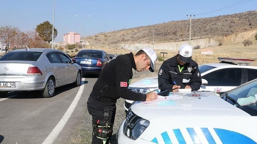 YENİ TRAFİK CEZALARI NE ZAMAN YÜRÜRLÜĞE GİRECEK? 2025 trafik cezaları tam liste - Resim: 5