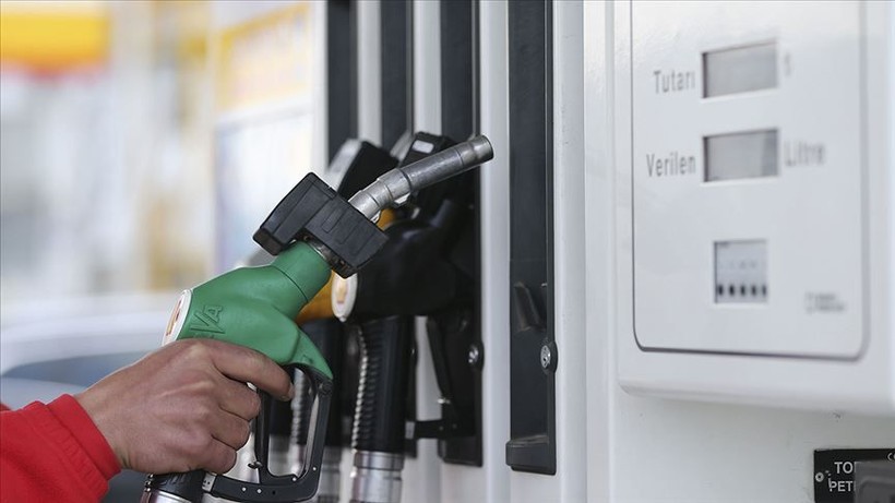 3’LÜ İNDİRİM YOLDA! Benzin, motorin ve LPG’ye şok indirim geliyor: İşte akaryakıt indirimi ile yeni fiyatlar - Resim: 2