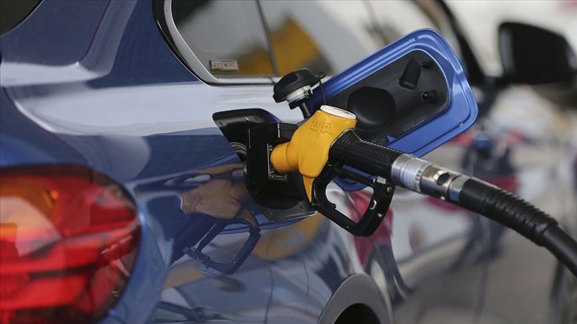 3’LÜ İNDİRİM YOLDA! Benzin, motorin ve LPG’ye şok indirim geliyor: İşte akaryakıt indirimi ile yeni fiyatlar - Resim: 1