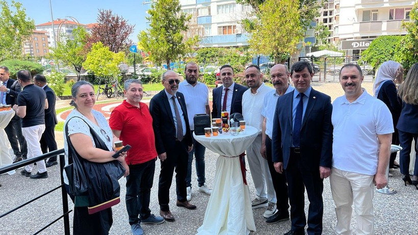 Aksaray Adliyesi'nde bayramlaşma töreni! Yargı mensupları tatil sonrası bir araya geldi - Resim: 2