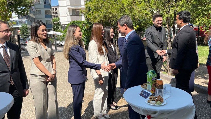 Aksaray Adliyesi'nde bayramlaşma töreni! Yargı mensupları tatil sonrası bir araya geldi - Resim: 4