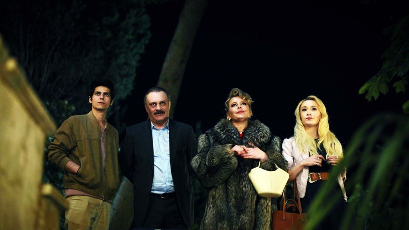 Aile Saadeti için geri sayım başladı! Aile Saadet dizisi konusu, oyuncuları ve yayın saati - Resim: 6