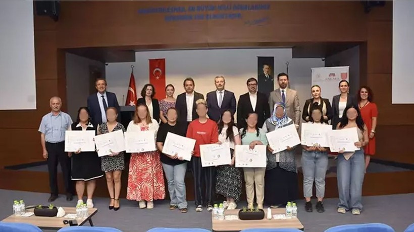 Kadın yükümlülere meslek edindirme töreni! Sertifikalarına kavuştular - Resim: 3