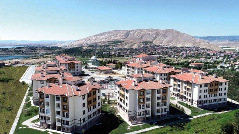 Sadece 10 bin TL ile başvuru başladı: TOKİ'den ev almak bu kadar kolay olmamıştı! - Resim: 1