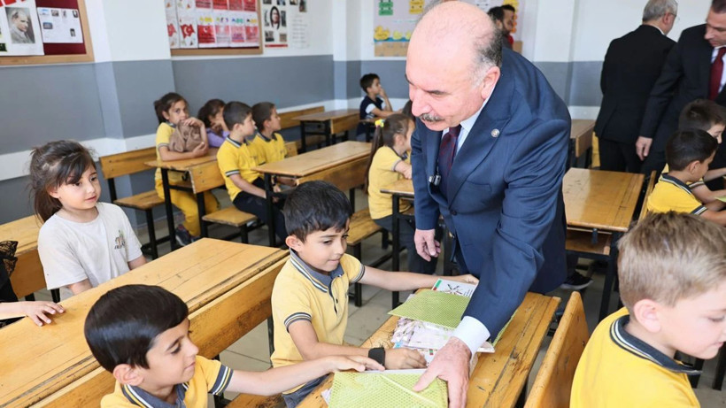 Vali Çalgan ile Başsavcı Bektaş karne heyecanına ortak oldu! - Resim: 4