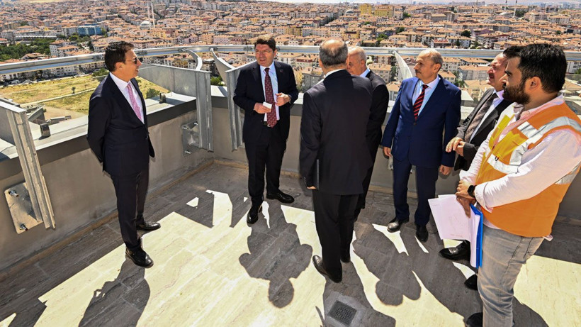 Yargıda hizmet kalitesi artıyor! Bakan Tunç, 2 projeyi yerinde inceledi - Resim: 2