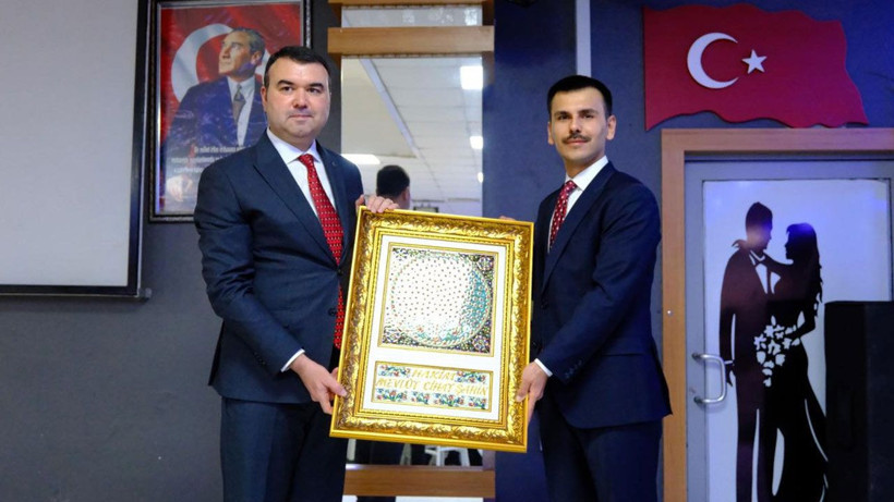 Dinar'da hakim ve savcılara yemekli veda! Adliye personelleri yalnız bırakmadı - Resim: 8