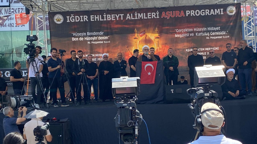 Kerbela şehitleri anıldı! Vali Turan ile Başsavcı Dede Aşura programına katıldı - Resim: 2