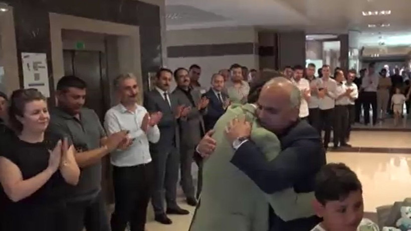 Burdur Başsavcısı Kara alkışlarla uğurlandı! Duygusal anlar yaşandı - Resim: 2