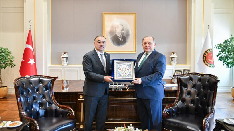 Azerbaycan heyetinden Ömer Kerkez'e ziyaret! Hukuki dayanışma imkanları ele alındı - Resim: 4