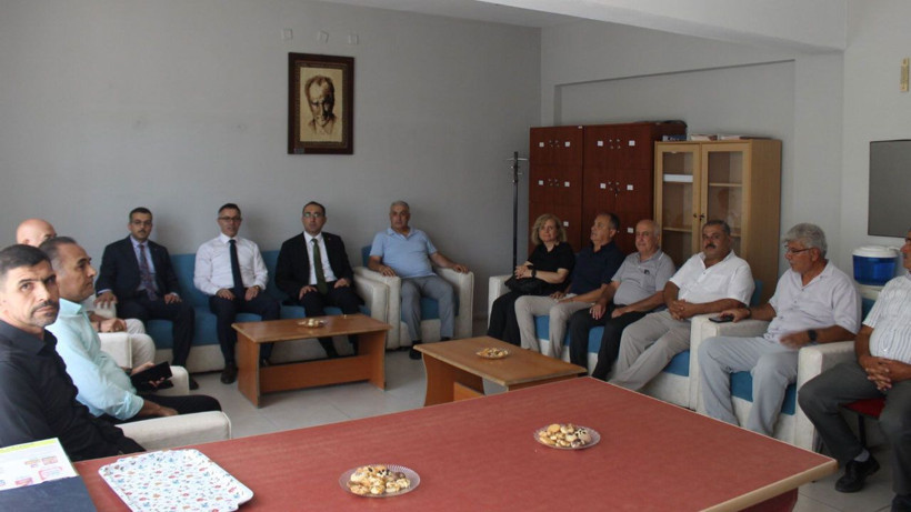 Her şey öğrencilerin eğitimi için! Kaymakam ve başsavcı okul boyadı - Resim: 3