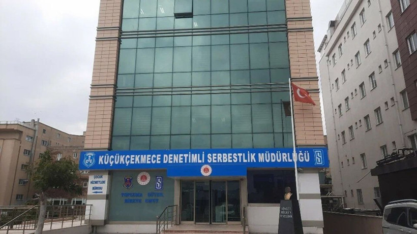 Polisler çaldı, onlar dinledi! Suça sürüklenen çocuklar müzikle bilgilendirildi - Resim: 1
