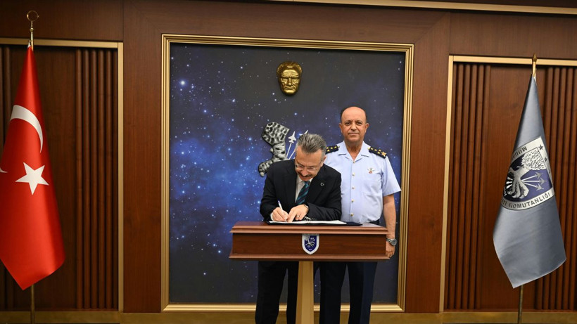 Vali Aksoy ile Başsavcı Karakülah'tan Orgeneral Güneykaya'ya ziyaret! - Resim: 4