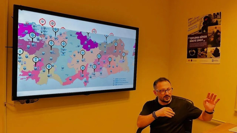 Kızılay'dan yükümlülere kan bağışı semineri! Başsavcı Ercan Ceylan öncülük etti - Resim: 3