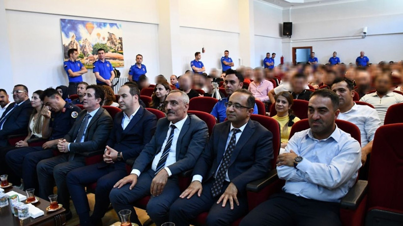 Türkiye Kültür Yolu cezaevinden geçti! Sanatçılardan mahkumlara müzik dinletisi - Resim: 2