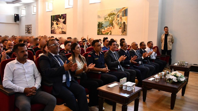 Türkiye Kültür Yolu cezaevinden geçti! Sanatçılardan mahkumlara müzik dinletisi - Resim: 3