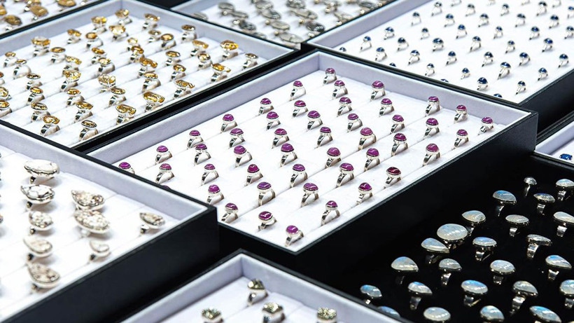 Başsavcılık açıkladı! Kaçak değerli taş operasyonunda çok sayıda kişi gözaltına alındı - Resim: 3