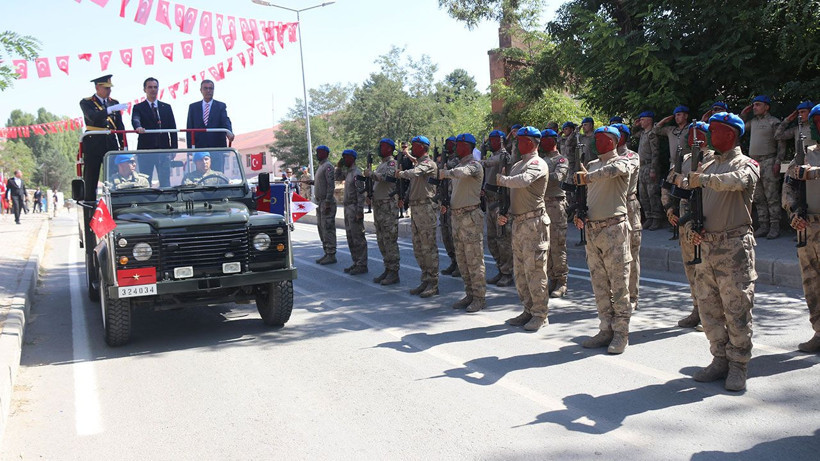 Bitlis'te 30 Ağustos törenle kutlandı! Başsavcı Genç de katıldı - Resim: 1