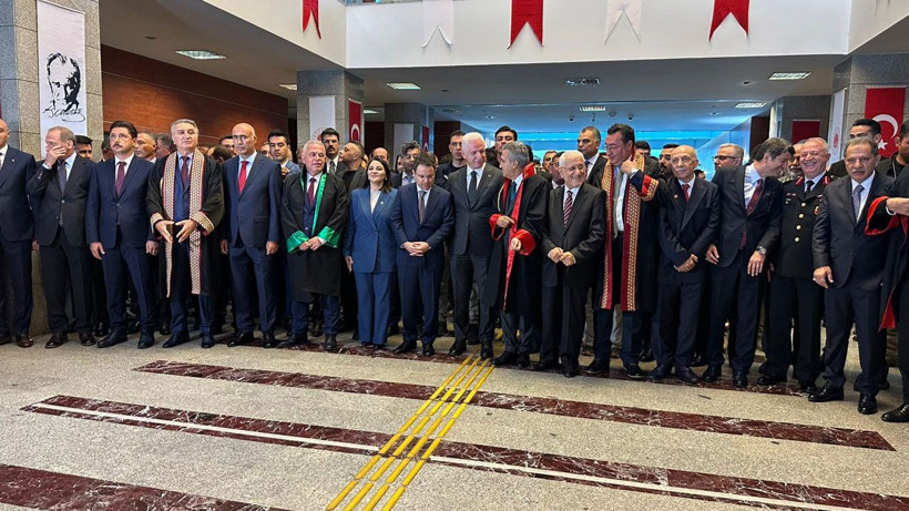 İstanbul'da yeni adli yıl töreni! Sabah saatlerinde adliyeye geldiler - Resim: 12