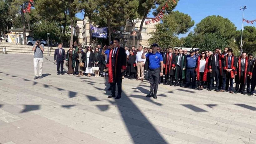 Alaşehir'de yeni adli yıl resepsiyonla kutlandı! Başsavcı Tuncay hukukun üstünlüğüne dikkat çekti - Resim: 1