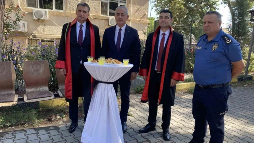 Alaşehir'de yeni adli yıl resepsiyonla kutlandı! Başsavcı Tuncay hukukun üstünlüğüne dikkat çekti - Resim: 3