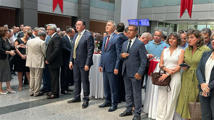 İstanbul BAM'da adli yıl açılış töreni! Emekliliğe ayrılan yargı mensupları uğurlandı - Resim: 7