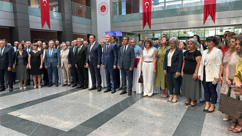 İstanbul BAM'da adli yıl açılış töreni! Emekliliğe ayrılan yargı mensupları uğurlandı - Resim: 6