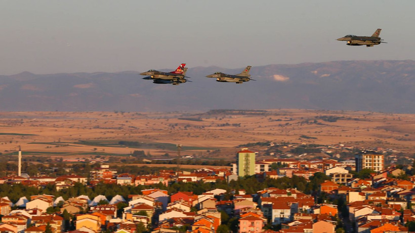 Uşak'ın 103'üncü Kurtuluş Günü etkinliklerle kutlandı! Başsavcı İsmet Çınar da eşlik etti - Resim: 4