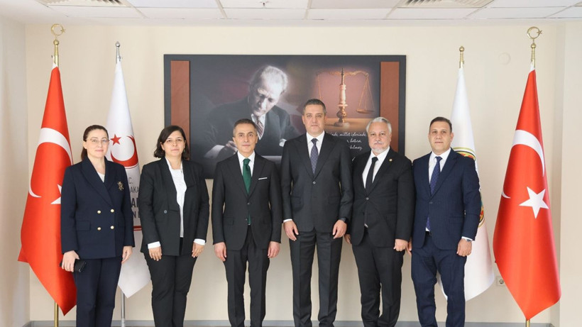 Bakanlık ile Barolar Birliği arasında yabancılar hukukuna ilişkin protokol - Resim: 3