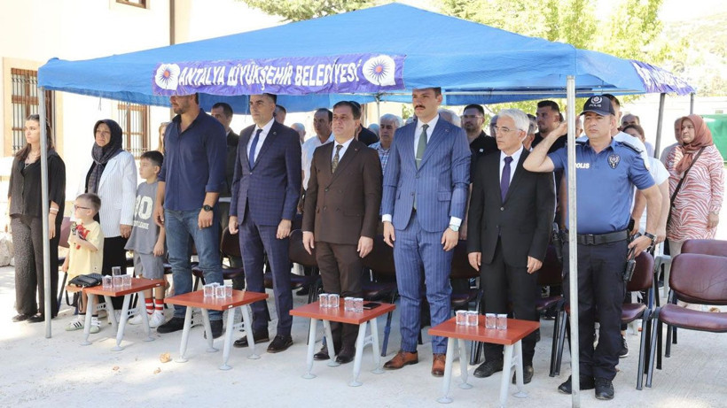 Elmalı’da Cumhuriyetin 102. yılı sergisi! Başsavcı Kocakale de katıldı - Resim: 3