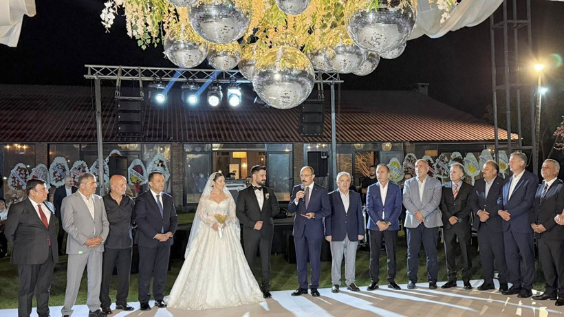 İl Tarım Müdürü Sağlam'ın oğlu evlendi! Başsavcı Mehmet Sabri Kılıç şahitlik etti - Resim: 2